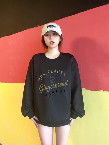 Mrs Claus Gingerbread Colored Sweatshirt Merry Christmas Pullovers Funny xmas Sweats Women fashion Holiday style Vintage Top